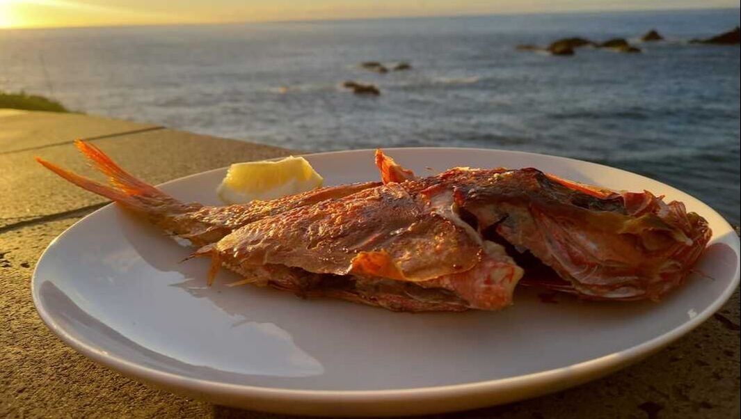 Frittierter Fisch zum Sonnenuntergang im Kiosko La Zamora